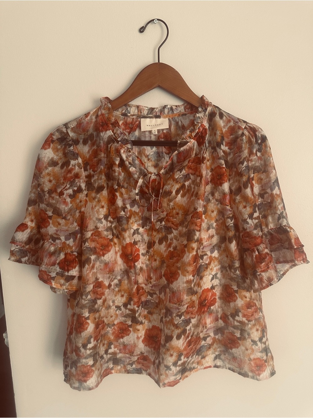 MELLODAY Rust Floral Tie-Neck Ruffle Sleeve Blouse